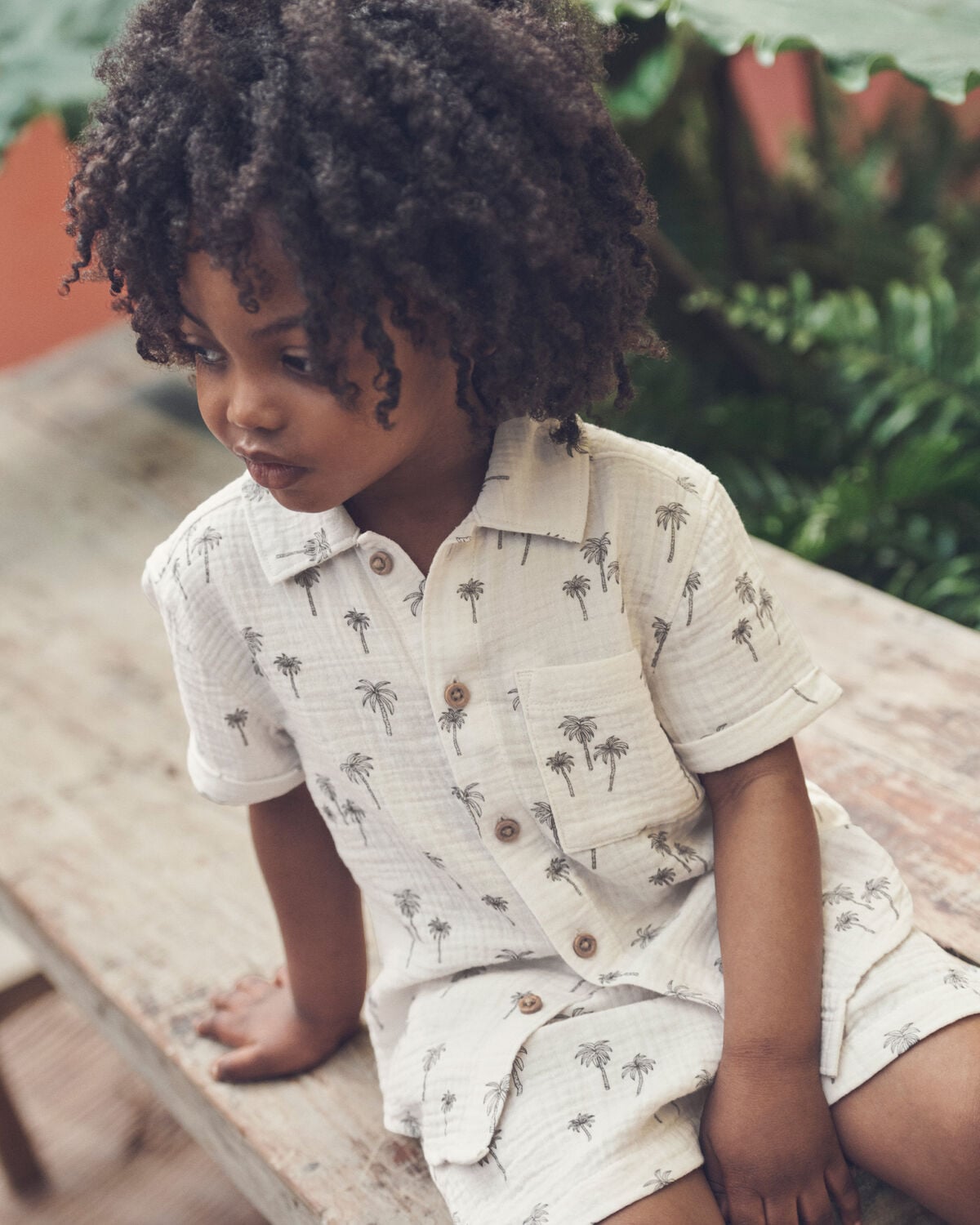 Toddler Boy 2-Piece Organic Cotton Gauze Top & Short Set in Palm Trees - Image 2