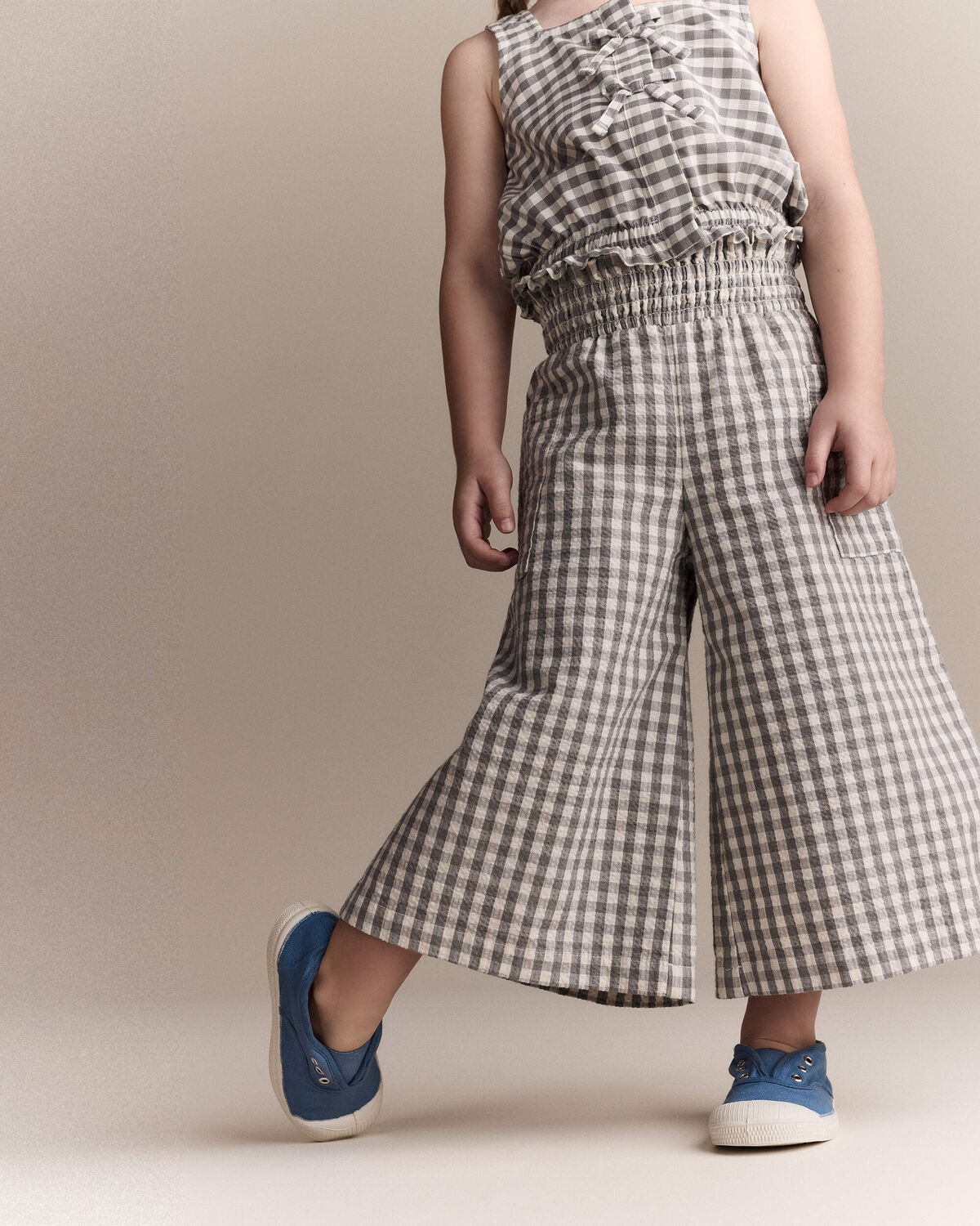 Toddler Girl Gingham Smocked Wide Leg Pant - Cream/Grey - Image 3