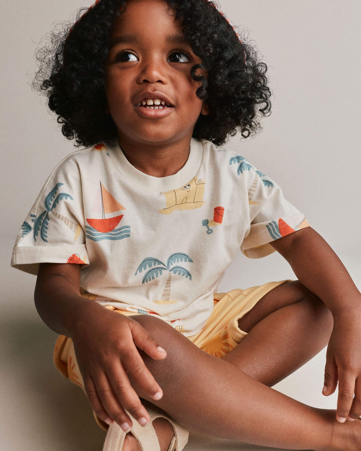 Toddler Dolman Tee in Sandcastle Print - Cream