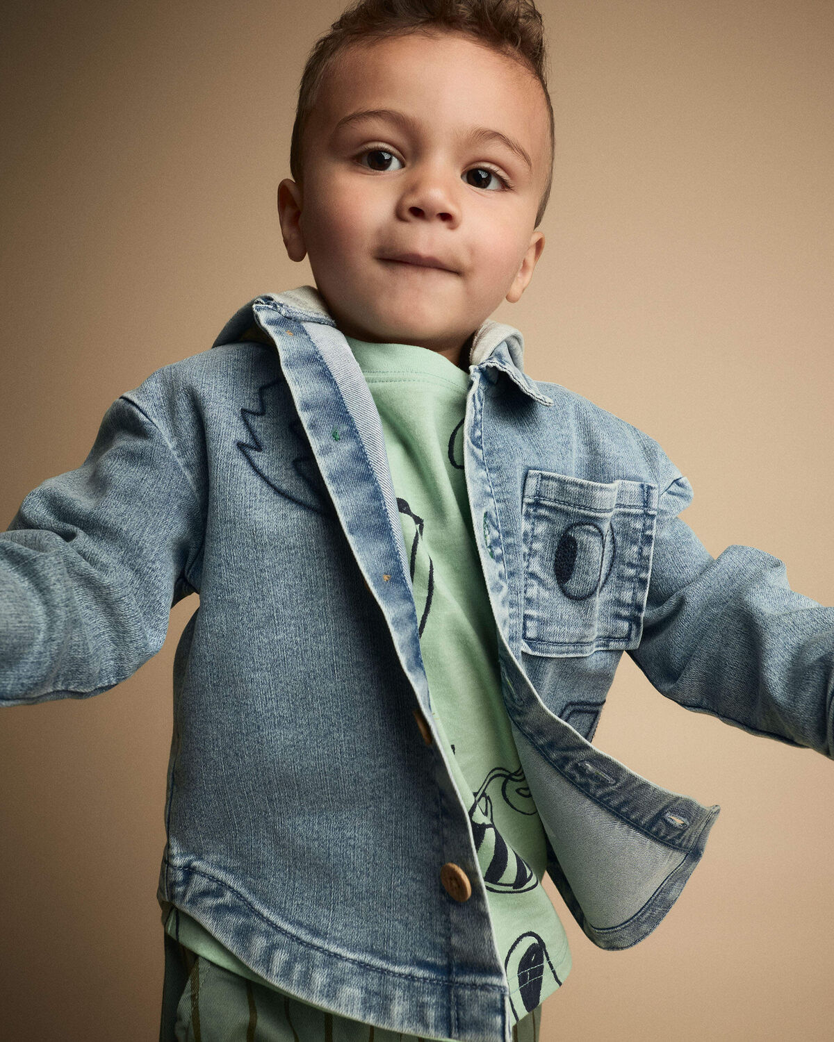 Toddler Denim Hooded Jacket in Avenue Wash - Blue/Heather Grey - Image 3