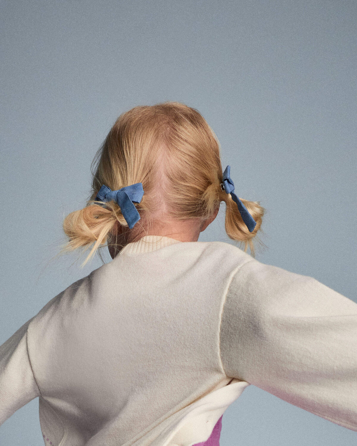 Toddler Girl 2-Pack Bow Hair Clips in Chambray - Blue - Image 3